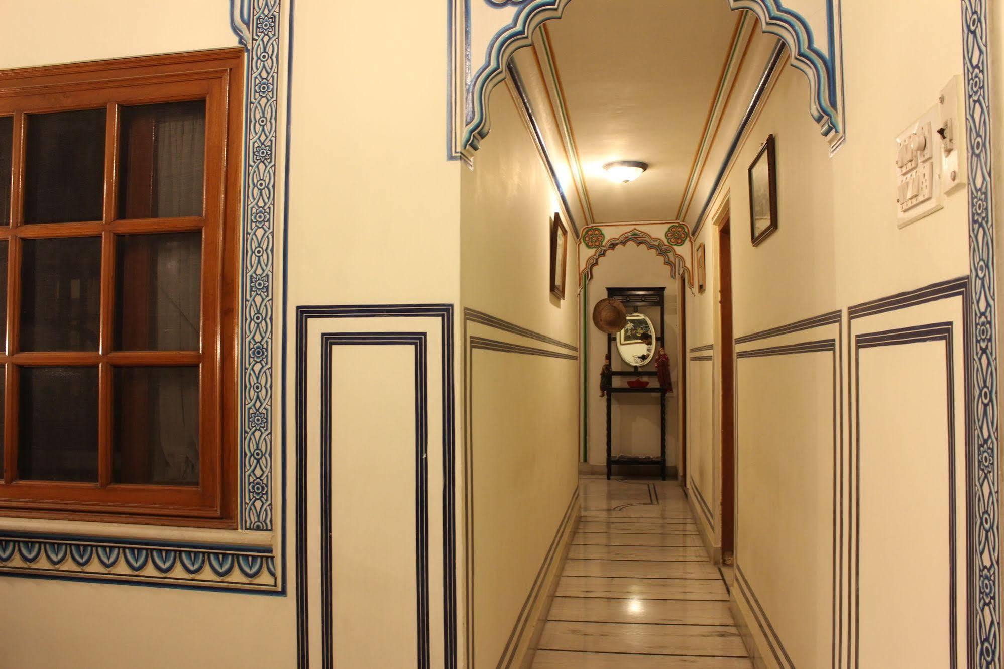 마드후반 - 어 헤리티지 홈 호텔 자이푸르 외부 사진